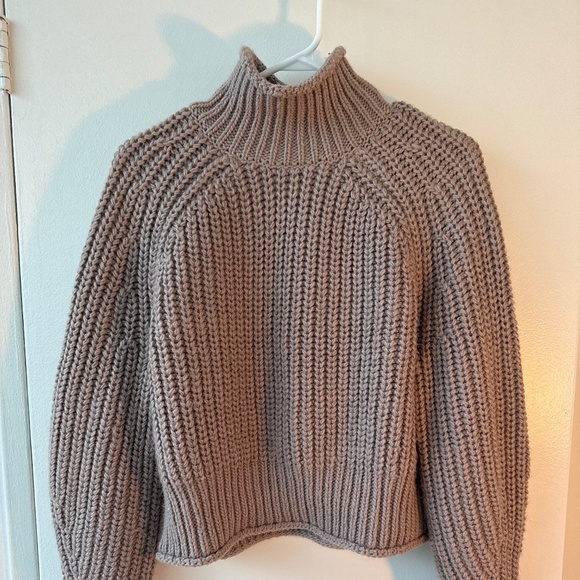 H&M Chunky knit sweater - Picture 1 of 3